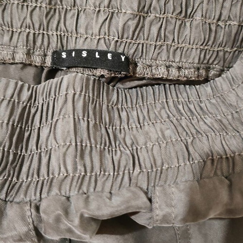 Sisley khaki summer pants like new, size small
