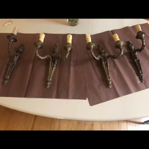 Vintage wall sconces like new, two double and two single brass