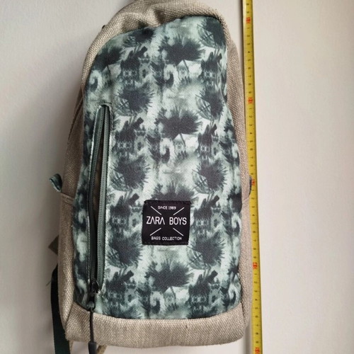Zara boys sling bag like new