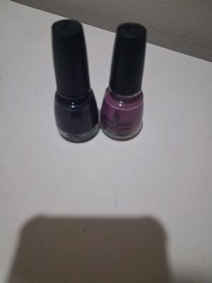 China glaze nail polishes like new, set of 2