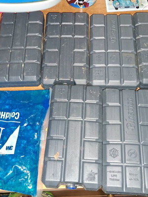 Παγοκίστες μεταχειρισμένες, πακέτο