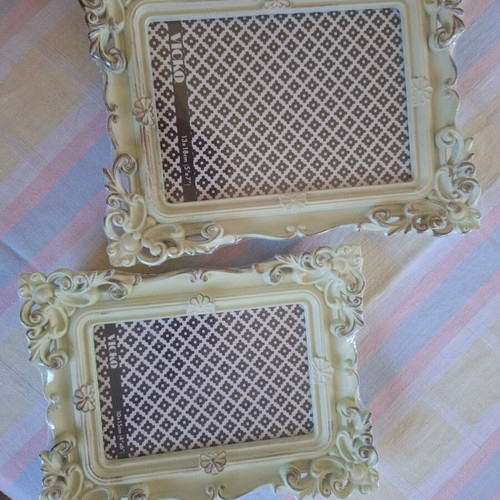 VICKO photo frames with vintage embossed design, cream