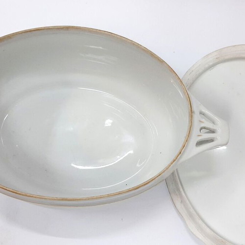 Vintage Schlaggenwald porcelain soup tureen, like new, white and gold