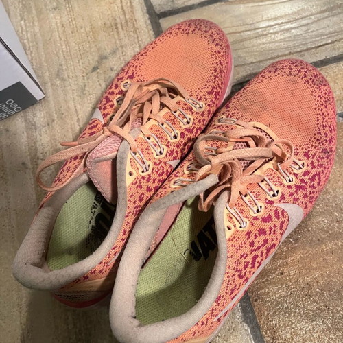 Nike athletic shoes used, orange, size 39