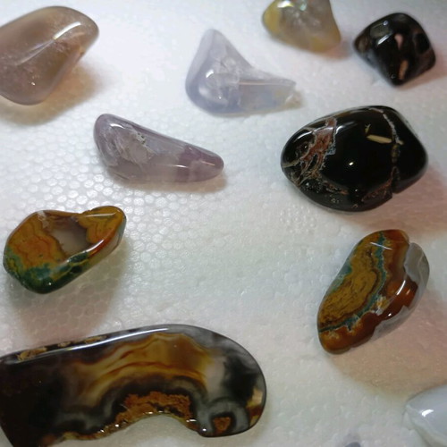 Package of various rocks like new
