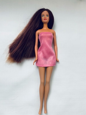 Teresa Barbie doll used Cut N’ Style with long hair and extension