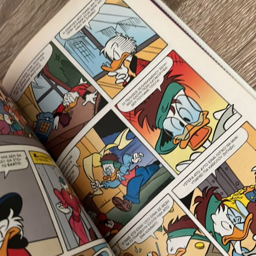 Donald comic book used, Ο Ντόναλντ διακτινίζεται