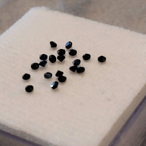 Sapphires new, pack of 20 pieces, deep blue round cut