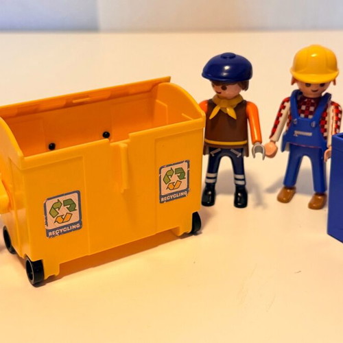 Playmobil yellow and blue trash bins with 3 figures like new