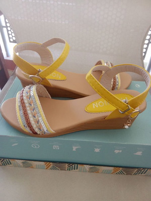 Yellow platform sandals size 36 new with playful design