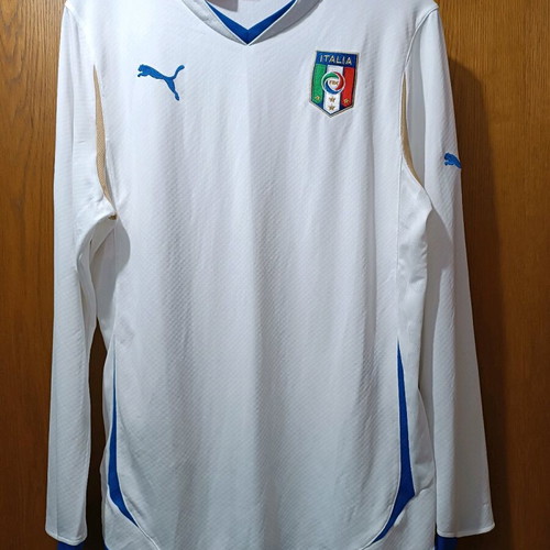 Italy National Football Team Away Long Sleeve Shirt used, size M