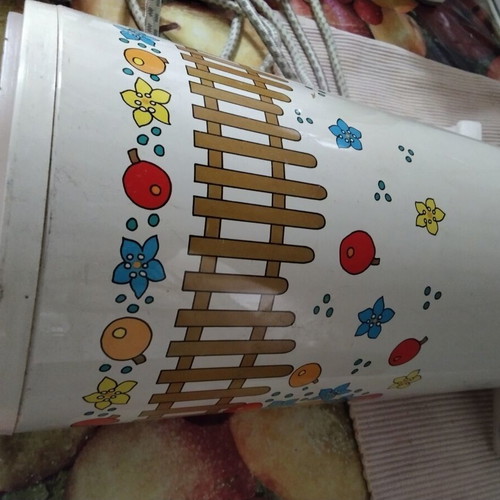 Collectible thermos set, large size