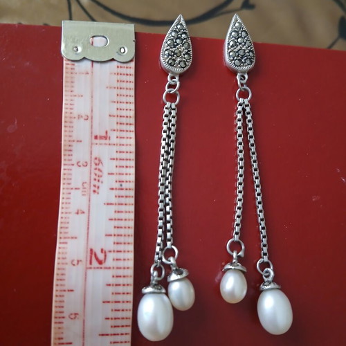 Earrings with marcasite and natural pearls in 925 silver, like new, 6 cm
