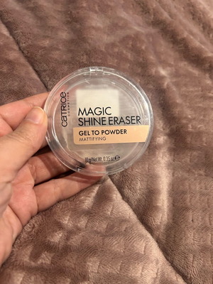 Catrice Magic Shine Eraser Gel To Powder like new