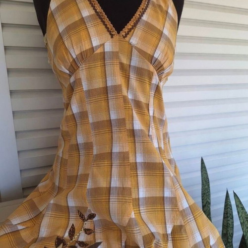 Derhy vintage dress with embroidery new, size M, brown and yellow