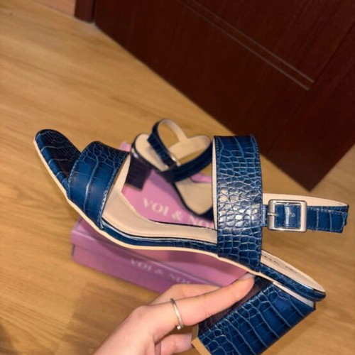 Blue crocodile sandals like new with silver detail