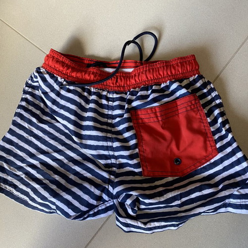 Boys' swimwear size 6 years like new