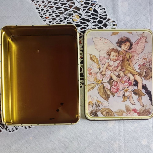 Vintage metal box with fairies used, 16x12x5 cm