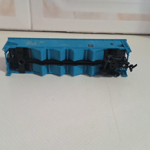 Hopper wagon HO scale Bachman used