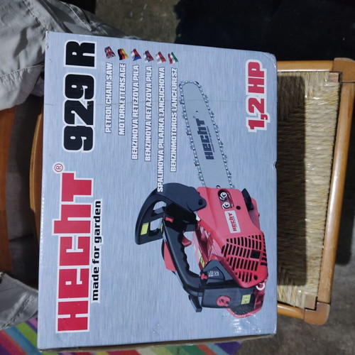 Hecht 1.2hp chainsaw new in box