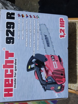 Hecht 1.2hp chainsaw new in box