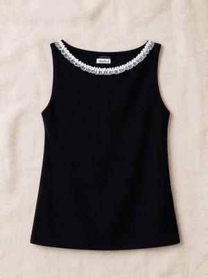 Fiorella black sleeveless top with romantic neckline and flowers size S like new
