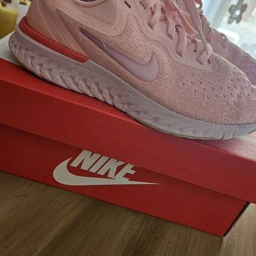 Nike Odyssey React women's sneakers size 36 like new pink