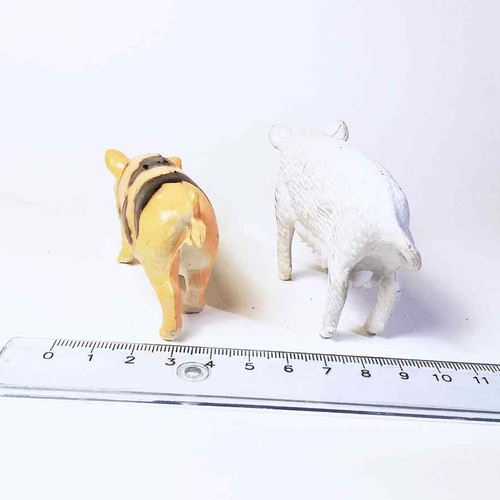 Animal figures used, pack of two, plastic