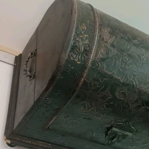 Ξύλινο διακοσμητικό μπαούλο μεταχειρισμένο, διαστάσεις 50x38x34