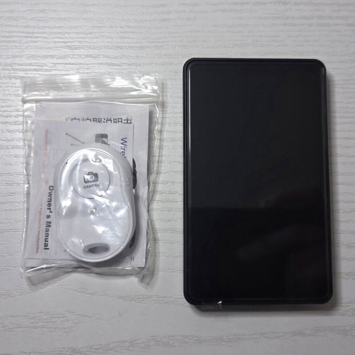 Wireless MagSafe Mini Display like new for Selfies and Reels