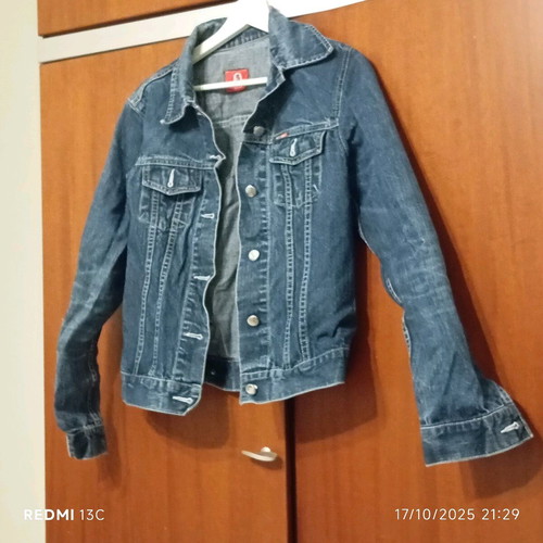 Denim jacket used, modern slim fit, blue