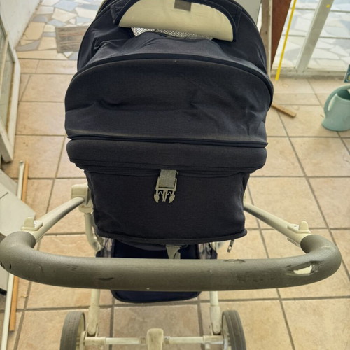 Baby stroller used with minor wear and removable basket