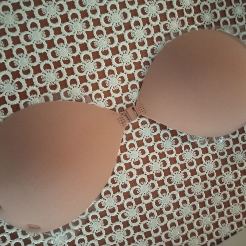 Oysho cups like new, beige