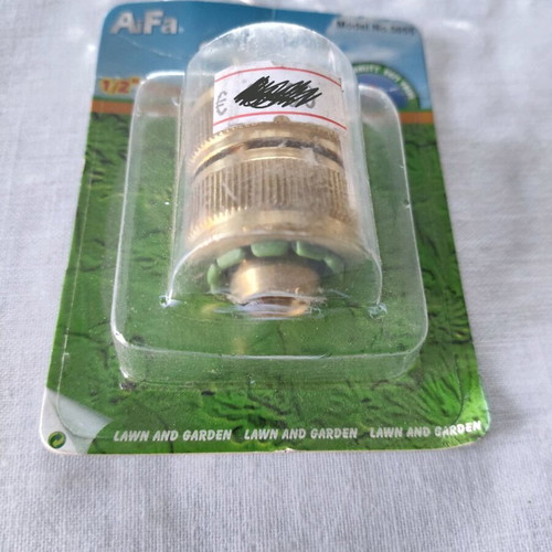 Aifa brass connector 1/2" new