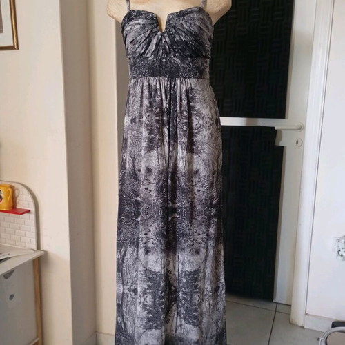 Ted Baker maxi dress like new, size S/M, gray with removable strap