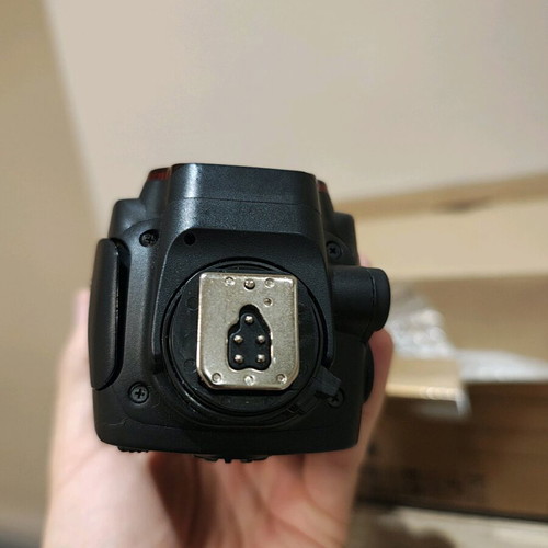 Speedlite YN685 like new with box
