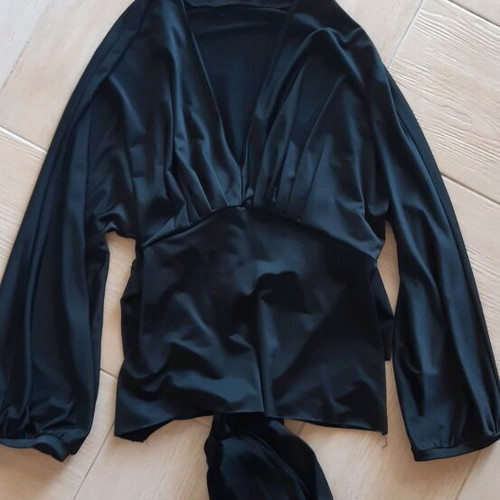 Women's tunic black like new, size S
