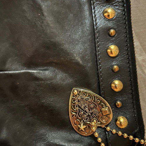 Gucci Hysteria clutch bag, black leather with gold heart