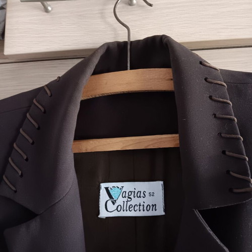 Vagias women's jacket like new, dark brown, size XL