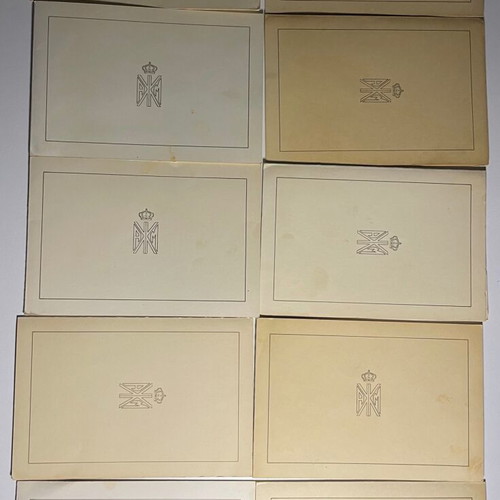 Greeting cards with authentic signatures of the Royal Family, pack of 10, used