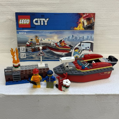 Lego City 60213 fire boat set
