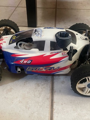 Nitro RC бензиново дистанционно управление GS Racing Storm ремонтирано
