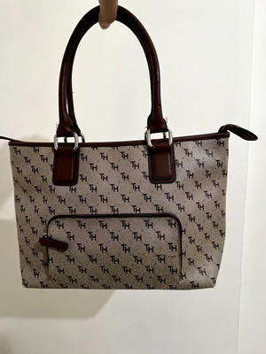 Tommy Hilfiger Monogram Jacquard Canvas Shoulder Bag used, beige/brown