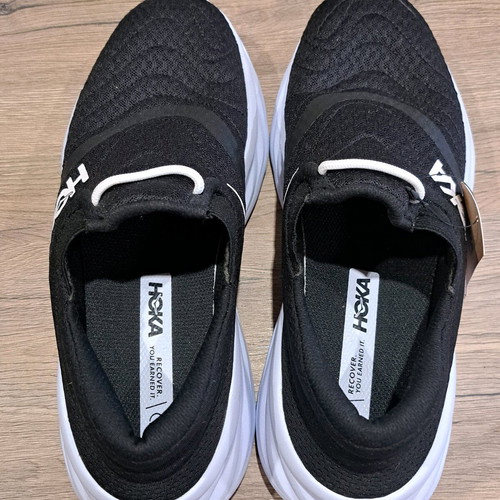 Hoka men's sports sneakers new, black, size 41.5