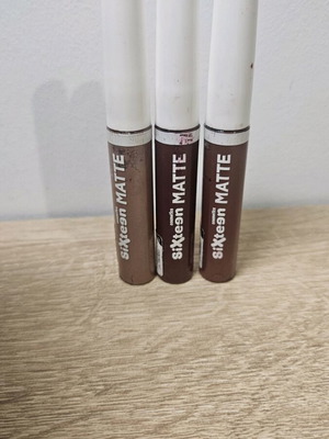 Set liquid lipstick used, with about half product