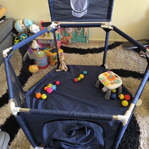 Hexagonal Baby Playpen used, 120x110cm