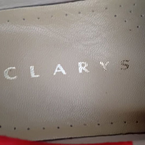 Clarys children's suede leather loafers like new, size 31, red