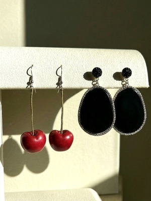 Earrings new, black and red