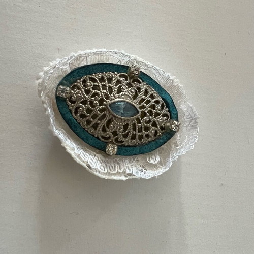 Handmade brooch vintage style with lace detail like new, turquoise and silver