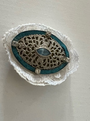 Handmade brooch vintage style with lace detail like new, turquoise and silver